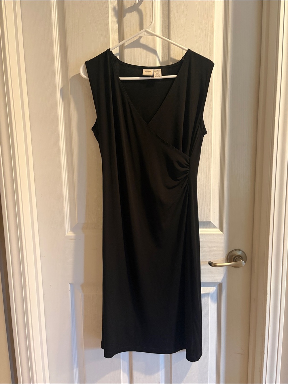 Merona Black Sleeveless V-Neck Midi Dress